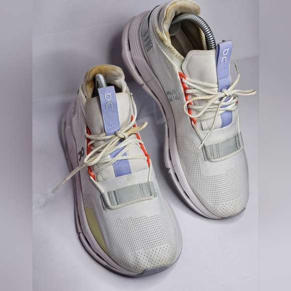 On Running Shoes - ON RUNNING CloudNova  Sneakers,  Women's Size 9